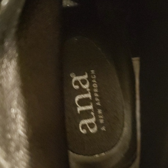 Ana new approach booties size 8.5 - Picture 7 of 8